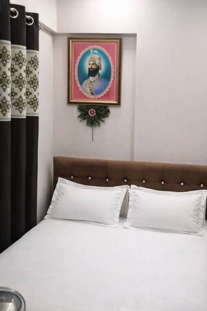 1 BHK Apartment For Rent in Andheri West