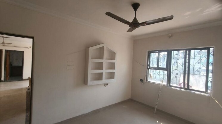 Room, bandra west 2 Bedroom 700 Sq.Ft. Apartment In Bandra West Mumbai 9938344