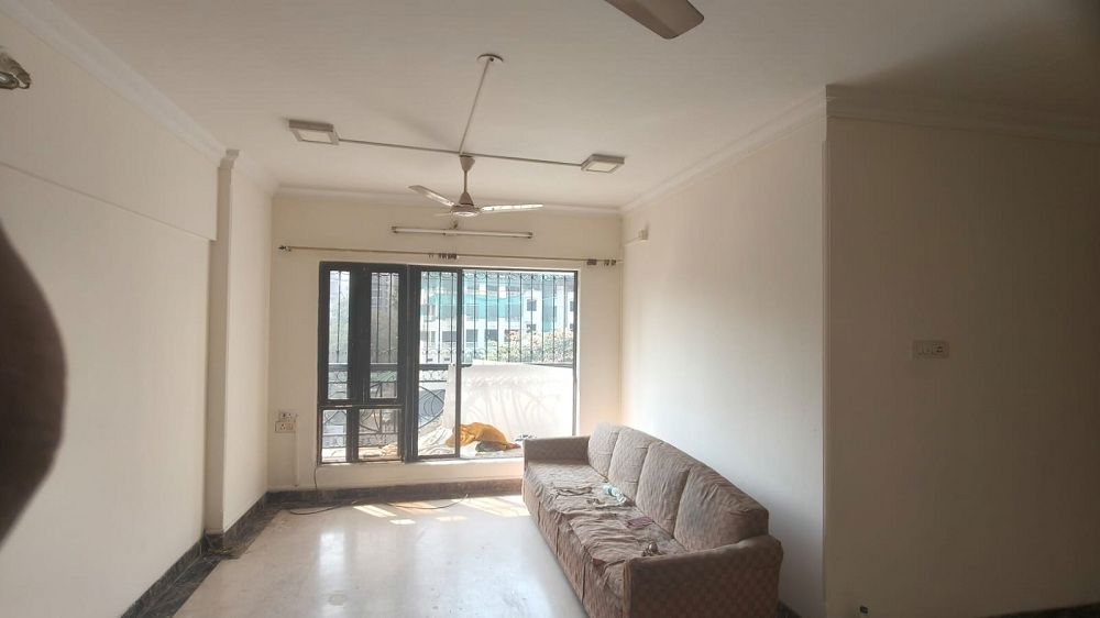 2 BHK + Pooja Room Apartment For Rent in Bandra West