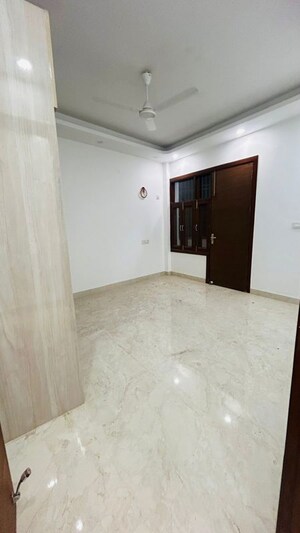 Room in 3 BHK Builder Floor at Malviya Nagar – for Sale