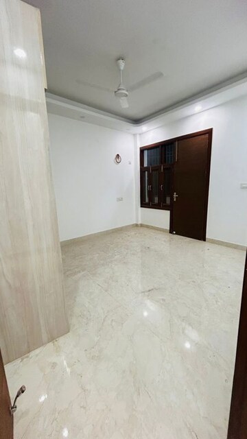 Room in 3 BHK Builder Floor at Malviya Nagar – for Sale