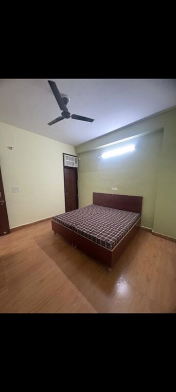 Bedroom in 1 BHK Builder Floor at Sector 23a – for Rent