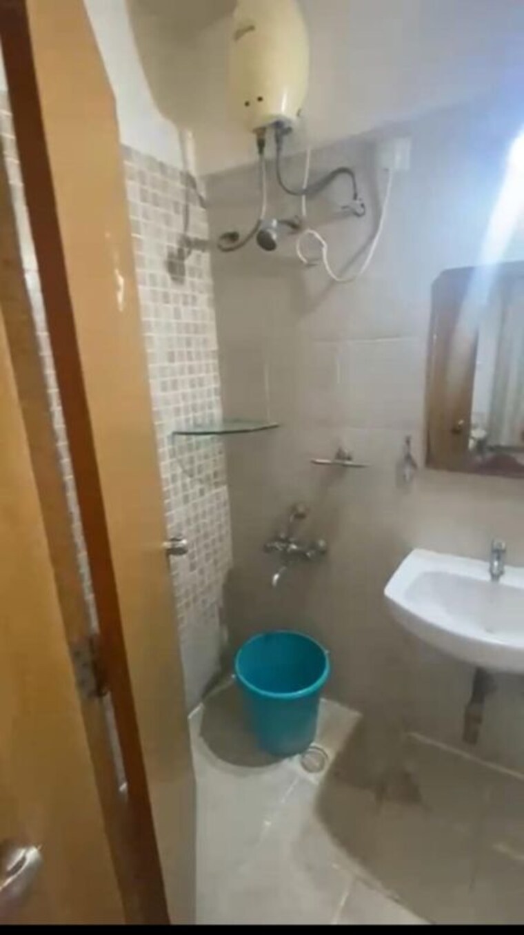 Bathroom, pride-aashiyana 2 Bedroom 780 Sq.Ft. Apartment In Dhanori Pune 9938134