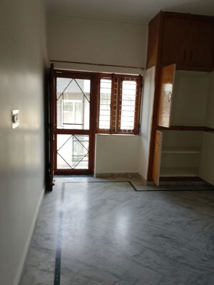 Room in 3 BHK Apartment at GAV Green View Blossom, Aman Vihar – for Rent