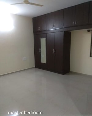 Room in 3 BHK Apartment at Sreenidhi Apartment Richmond Town, Richmond Town – for Rent