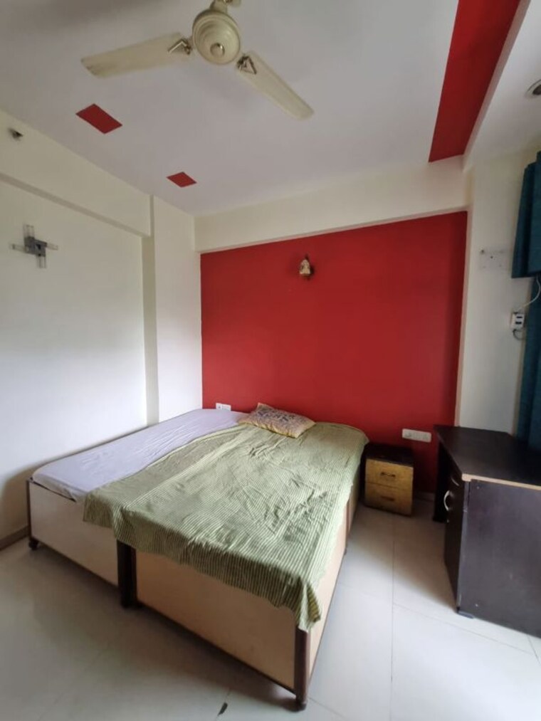 Bedroom, antriksh-golf-view 3 Bedroom 1345 Sq.Ft. Apartment In Sector 78 Noida 9938406