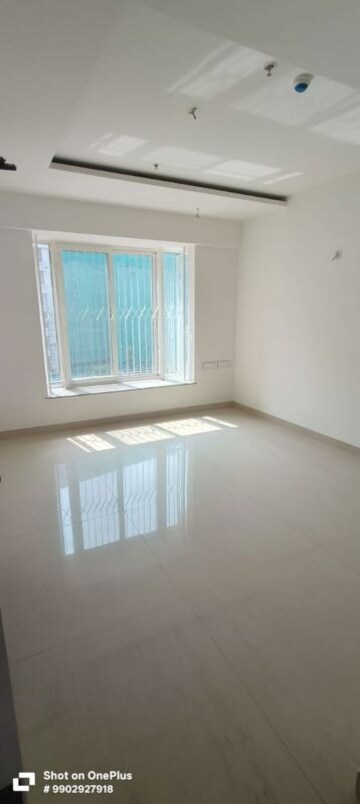 Room in 3.5 BHK Apartment at K Raheja Vivarea Bangalore, Koramangala – for Rent