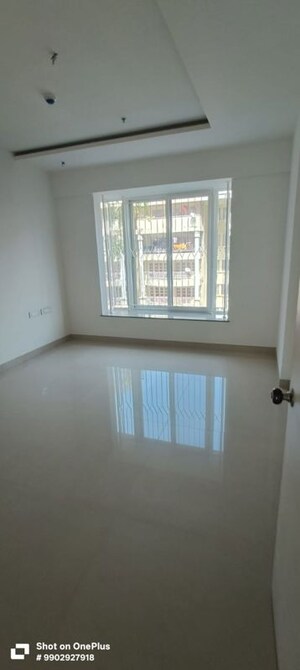 Room in 3.5 BHK Apartment at K Raheja Vivarea Bangalore, Koramangala – for Rent