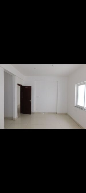 2 BHK Apartment For Sale in GHR Titania, Kondapur