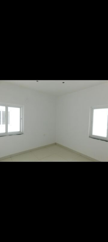 Room in 2 BHK Apartment at GHR Titania, Kondapur – for Sale