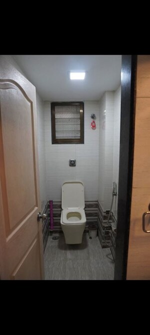 Bathroom in 1 BHK Apartment at Thane West – for Rent