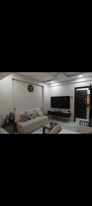 Master Bedroom in 1 BHK Apartment at Thane West – for Rent