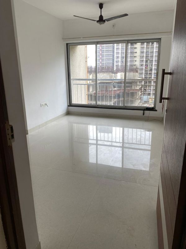 1 BHK Apartment For Rent in Royal Oasis