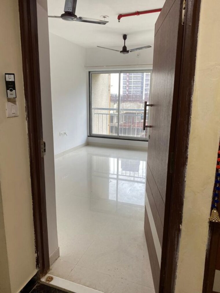 undefined, royal-oasis 1 Bedroom 450 Sq.Ft. Apartment In Malad West Mumbai 9933064