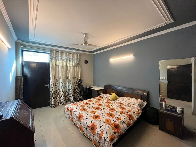 Bedroom, saket 3 Bedroom 1500 Sq.Ft. Builder Floor In Saket Delhi 9938435
