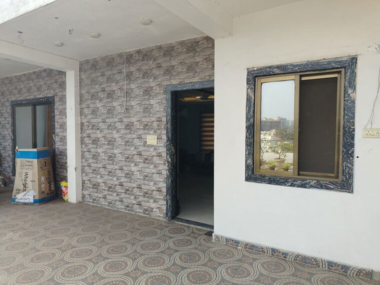 undefined, shankar nagar 6+ Bedroom 7000 Sq.Ft. Builder Floor In Shankar Nagar Raipur 9938440