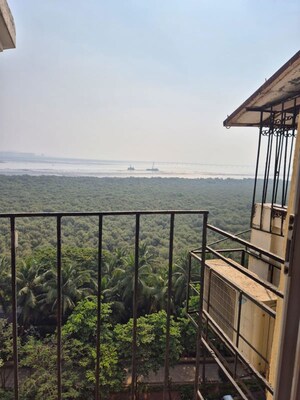 Balcony in 3 BHK Apartment at NRI Complex Phase I, Seawoods Sector 58 – for Rent