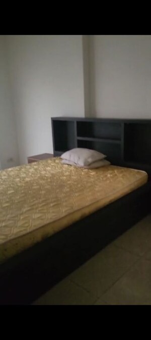 Bedroom in 3 BHK Apartment at Express Zenith, Sector 77 – for Rent