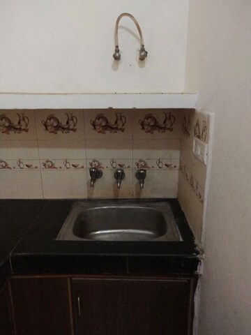 Furnished Amenities in 1 BHK Independent House at Alpha Ii Greater Noida – for Rent