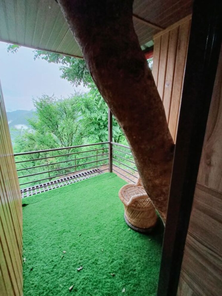 Garden, mussoorie road Commercial Land 3250 Sq.Yd. In Mussoorie Road Dehradun 9938541