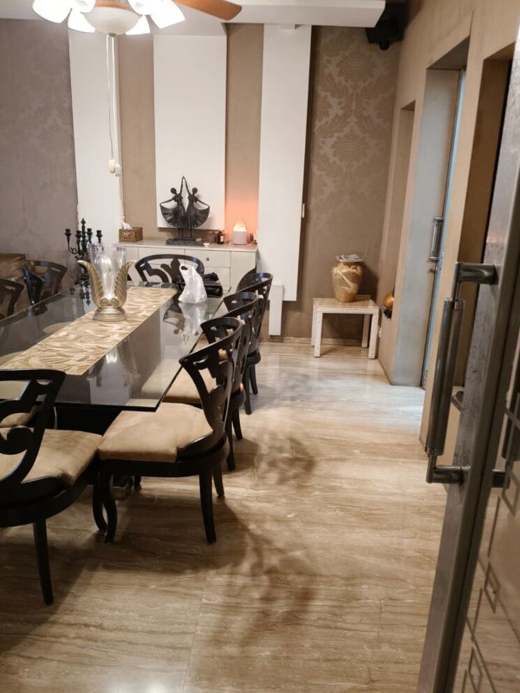Dining area, oberoi-sky-gardens 4 Bedroom 2850 Sq.Ft. Apartment In Andheri West Mumbai 9938577