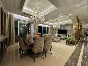 Master Bedroom in 3.5 BHK Apartment at Windsor Grande Residences, Andheri West – for Sale