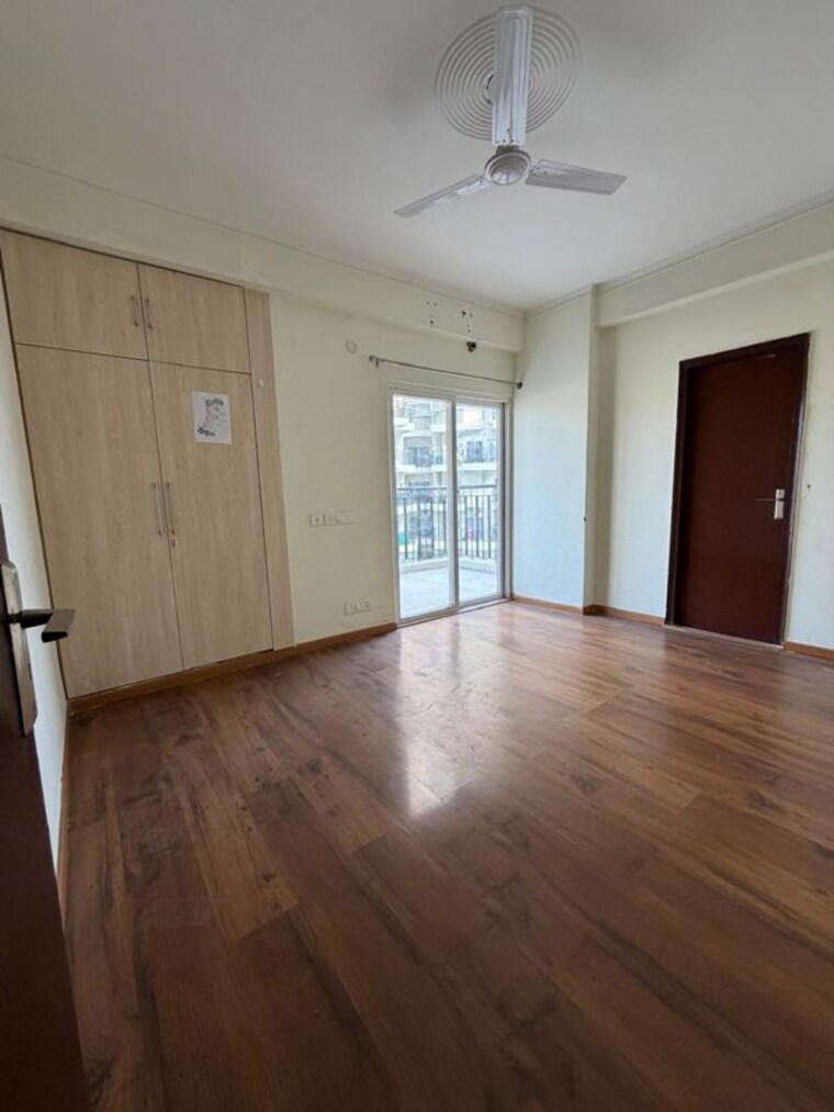 Room, gaur-city-7th-avenue 3 Bedroom 1350 Sq.Ft. Apartment In Sector 4 Greater Noida Greater Noida 9938587