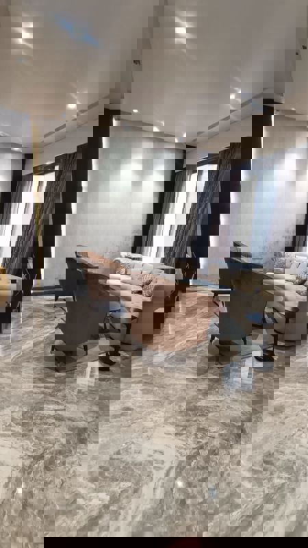 3.5 BHK + Servant Room 2350 Sq.Ft. Builder Floor in Kundan Presidia