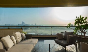 Balcony in 4 BHK Apartment at Lokhandwala Minerva Mahalaxmi, Mahalaxmi – for Sale