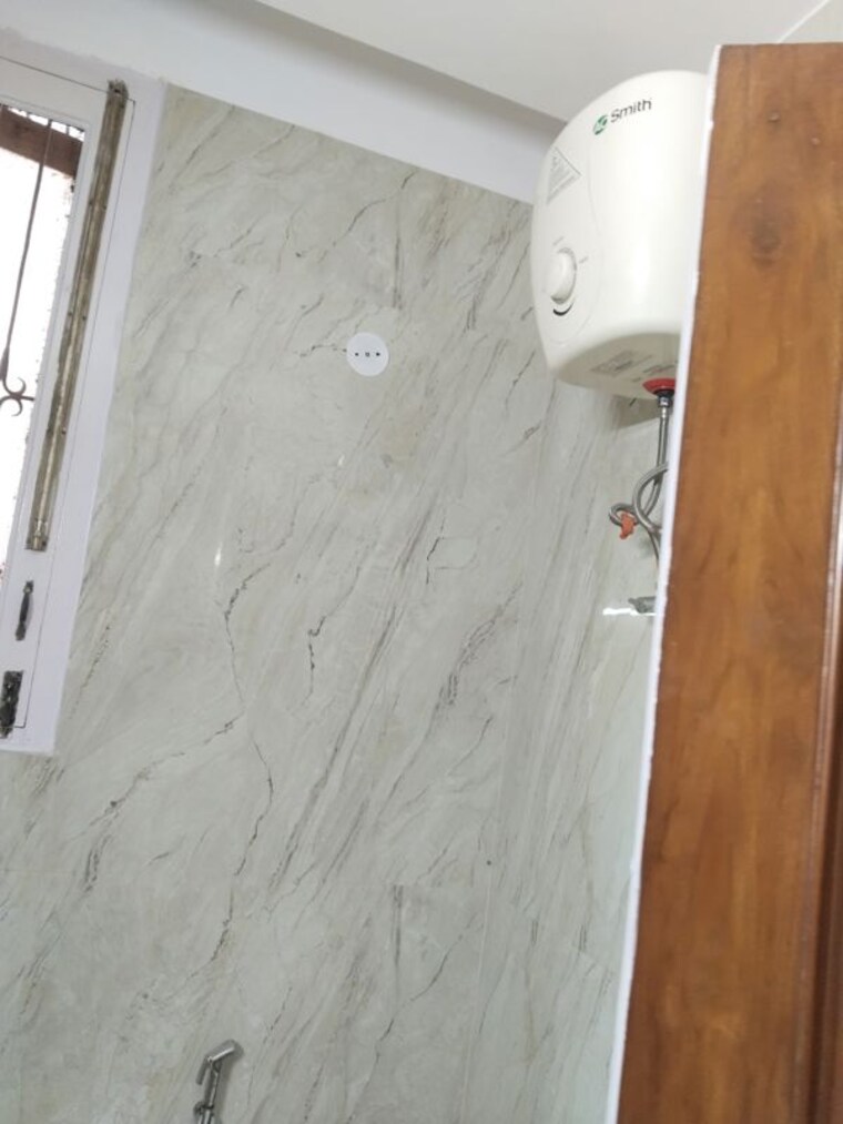 Balcony, rwa-apartments-sector-41 6+ Bedroom 180 Sq.Mt. Villa In Sector 41 Noida 9938626