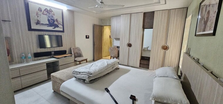 Bedroom, gaurav-enclave-i 4 Bedroom 3500 Sq.Ft. Villa In Mira Road Thane 9938631