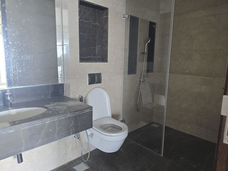 Bathroom, lokhandwala-minerva-mahalaxmi 3 Bedroom 1890 Sq.Ft. Apartment In Mahalaxmi Mumbai 9938657
