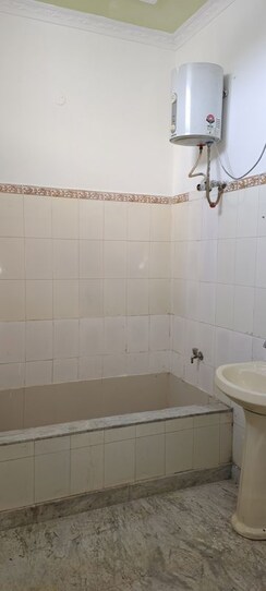 4 BHK + Pooja Room,Servant Room,Study Room Independent House For Sale in Jakhan-Rajpur Road