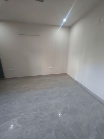 Room in 2 BHK Independent House at Mansarovar – for Rent