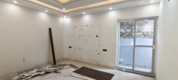 Room in 3 BHK Villa at Malsi – for Sale