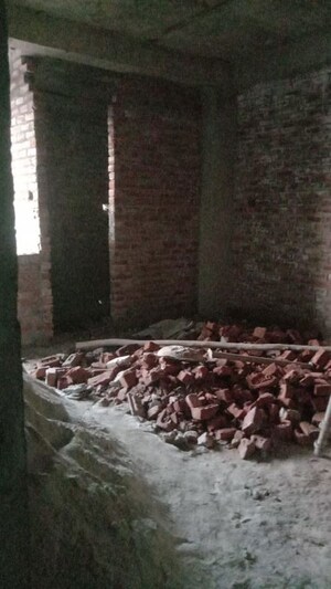 Bedroom in 3 BHK Builder Floor at Ashok Nagar – for Sale