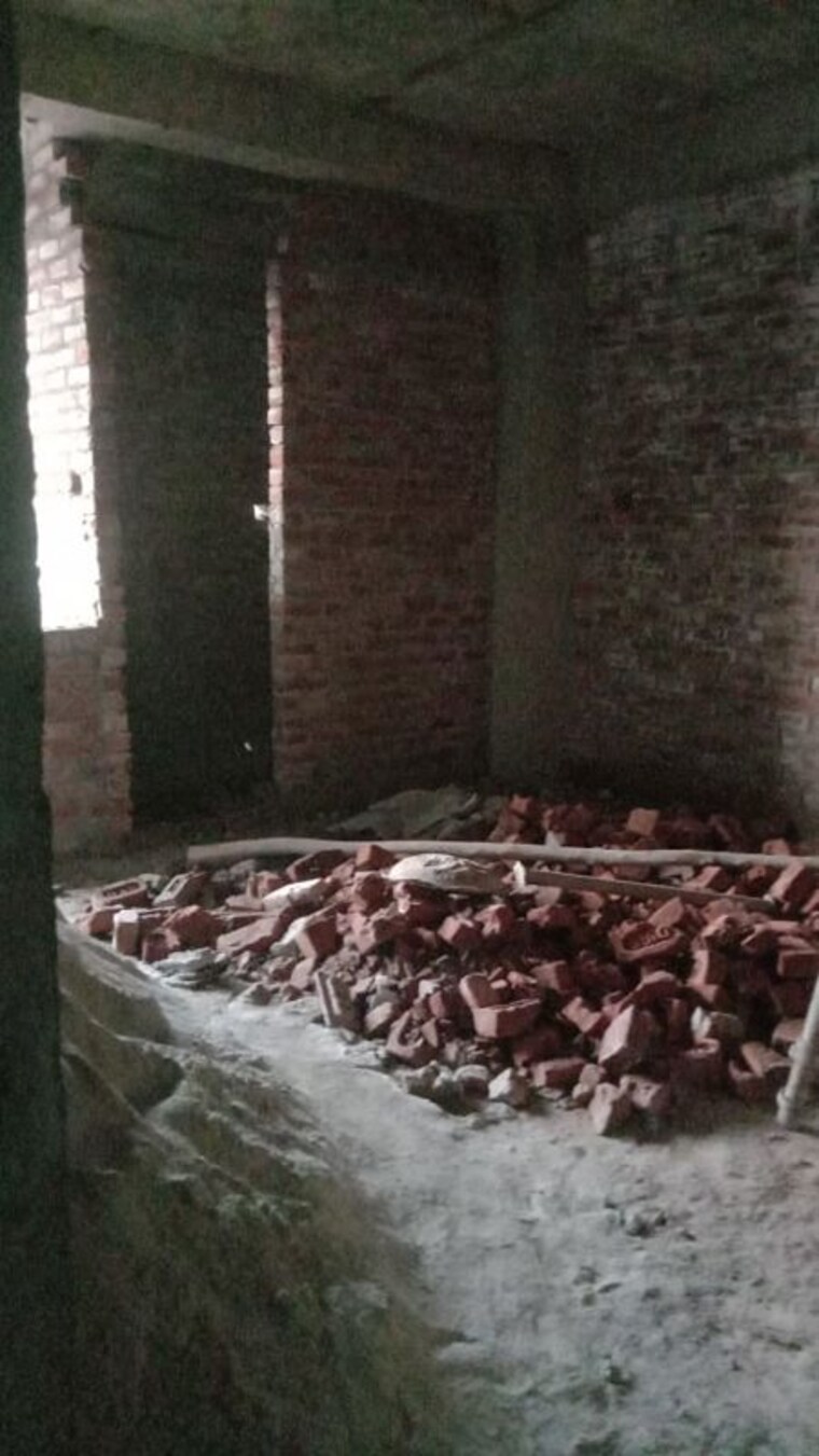 Bedroom, ashok nagar 3 Bedroom 200 Sq.Yd. Builder Floor In Ashok Nagar Ghaziabad 9938551