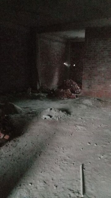 Plot Area in 3 BHK Builder Floor at Ashok Nagar – for Sale