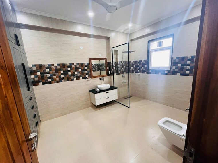 Master Bedroom, south city 1 4 Bedroom 3350 Sq.Ft. Builder Floor In South City 1 Gurgaon 9938682