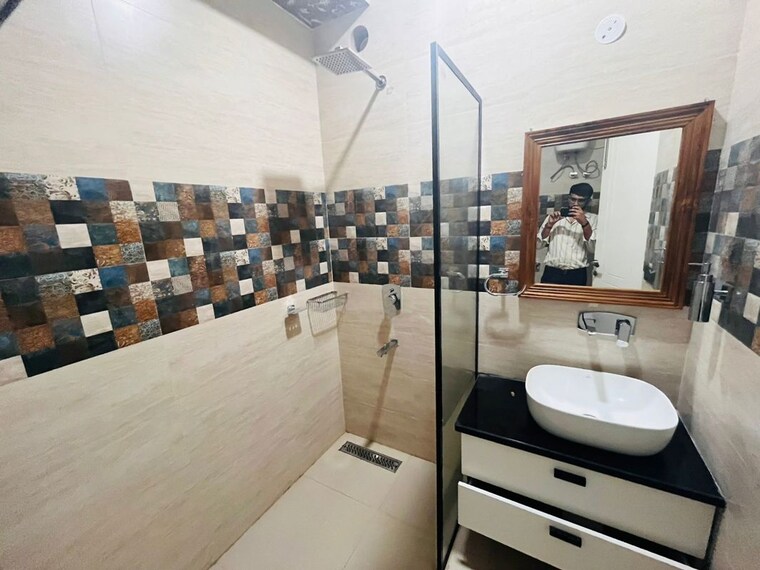 Master Bedroom, south city 1 4 Bedroom 3350 Sq.Ft. Builder Floor In South City 1 Gurgaon 9938682