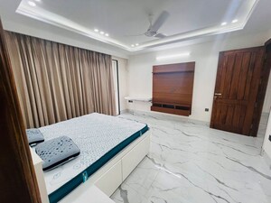 Bedroom in 4 BHK Builder Floor at South City 1 – for Rent