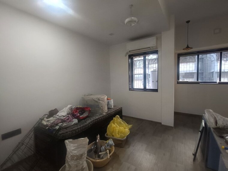  Parking, chunabhatti 2 Bedroom 650 Sq.Ft. Apartment In Chunabhatti Mumbai 9938683