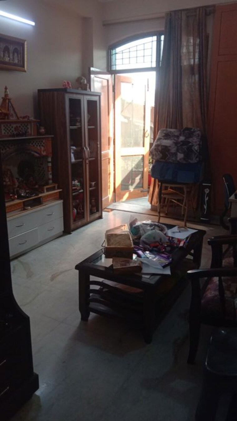 Living Room, kavi nagar 3 Bedroom 1350 Sq.Ft. Builder Floor In Kavi Nagar Ghaziabad 9938687