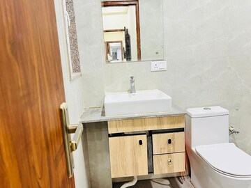 Attached Bathroom in 3 BHK Builder Floor at BPTP Amstoria, Sector 102 – for Sale