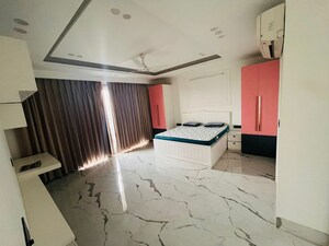Master Bedroom in 4 BHK Builder Floor at Sector 45 – for Rent