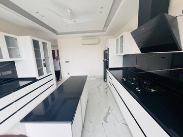 Kitchen in 4 BHK Builder Floor at Sector 45 – for Rent