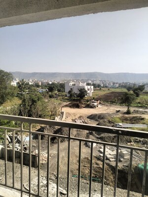 Master Bedroom in 2 BHK Apartment at Ravi Park, Wanwadi – for Sale