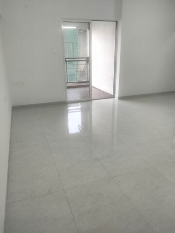 Room in 2 BHK Apartment at Ravi Park, Wanwadi – for Sale