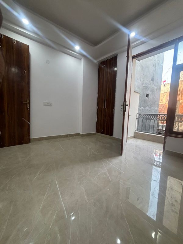 1 BHK Builder Floor For Rent in Saket