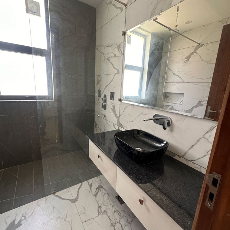 Kitchen, sector 10 5 Bedroom 250 Sq.Yd. Independent House In Sector 10 Panchkula 9938724